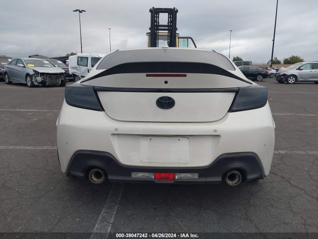 Toyota GR86 2022 JF1ZNBC17N8754780 Image 17