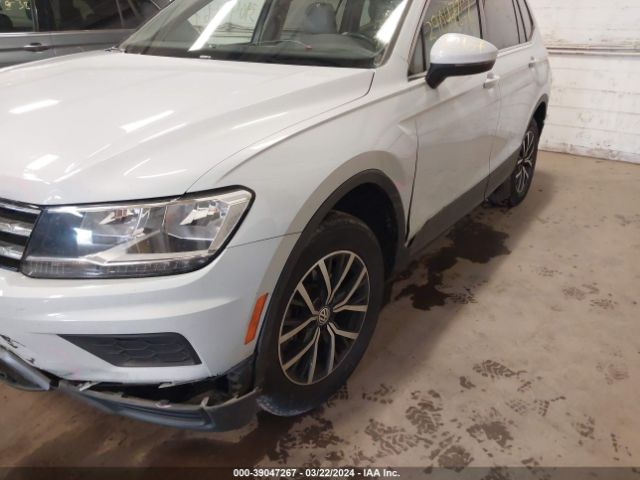 2019 VOLKSWAGEN TIGUAN 3VV2B7AX1KM070566 Photo 5