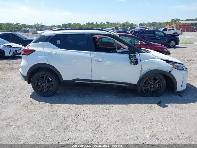 Nissan Kicks Sr Xtronic Cvt 2022 3N1CP5DV9NL474361 Image 13