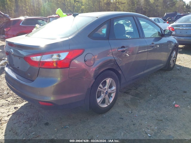 Ford FOCUS SE 2014 1FADP3F29EL216481 Image 4