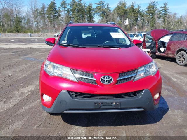 JTMRFREV4FJ046108 Toyota Rav4 Xle