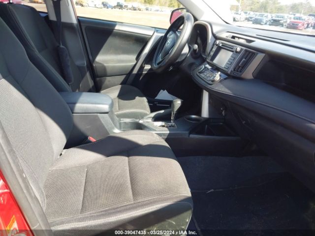 JTMRFREV4FJ046108 Toyota Rav4 Xle