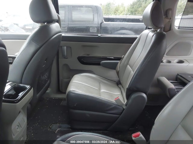 KIA SEDONA EX 2016 KNDMC5C13G6186408 Image 8