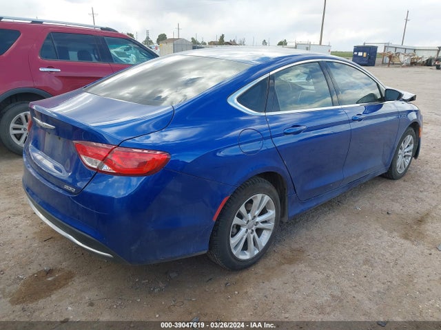 Chrysler 200 Limited 2015 1C3CCCAB3FN560911 Image 4