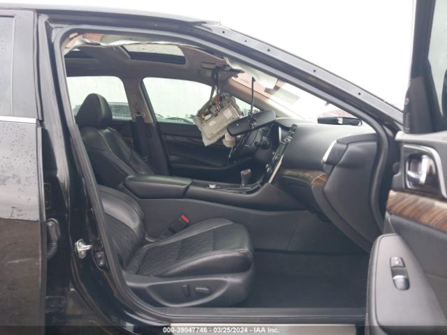 1N4AA6AP1GC415486 Nissan Maxima 3.5 Platinum