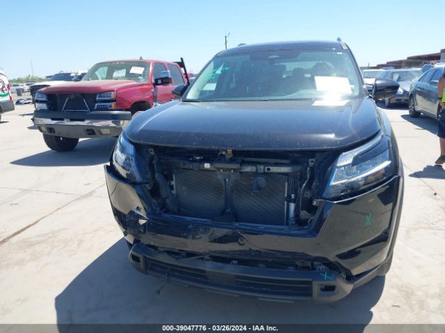 5N1DR3BA2NC213175 Nissan Pathfinder Sv 2wd