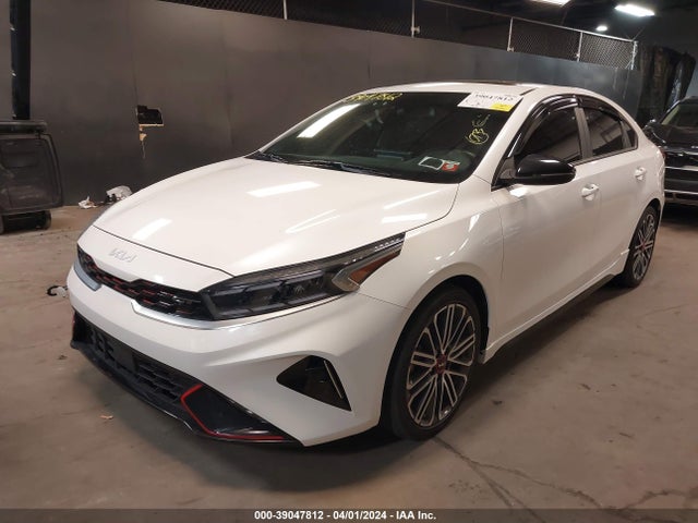 KIA FORTE GT 2023 3KPF44AC6PE522924 Image 2