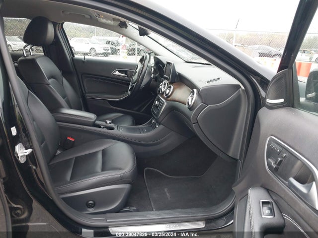 Mercedes-Benz GLA 250 2015 WDCTG4EB0FJ168566 Image 5