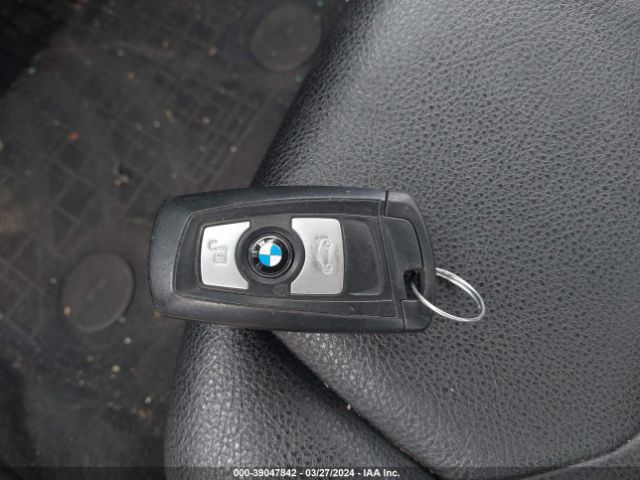 WBA3C3C52EF983729 BMW 320i Xdrive