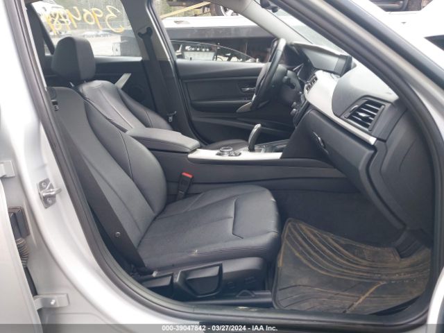 WBA3C3C52EF983729 BMW 320i Xdrive