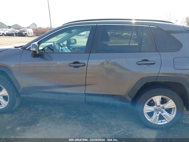 Toyota Rav4 Xle 2021 2T3P1RFV2MC227003 Image 14