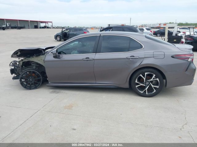 4T1G11AK5NU701288 Toyota CAMRY SE