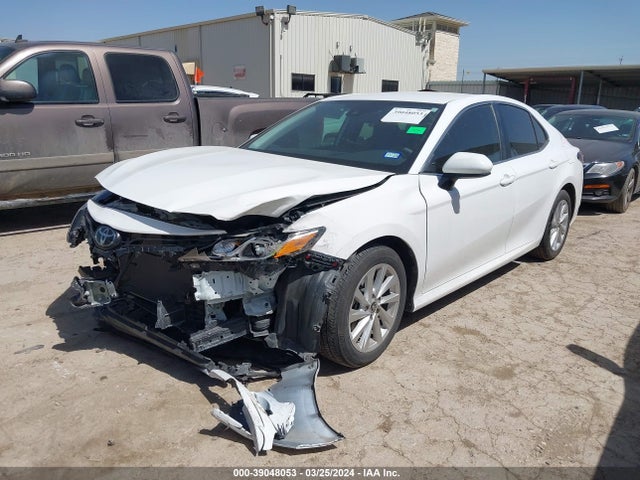 Toyota CAMRY LE 2023 4T1C11AK1PU752529 Image 2