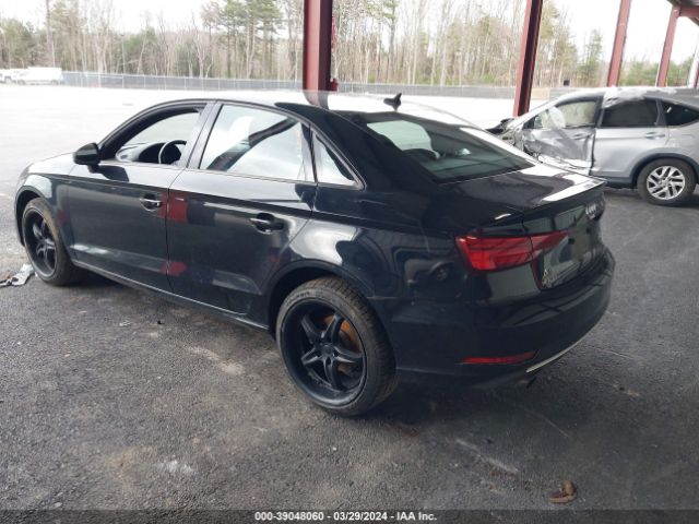 WAUB8GFF9H1029358 Audi A3 2.0t Premium