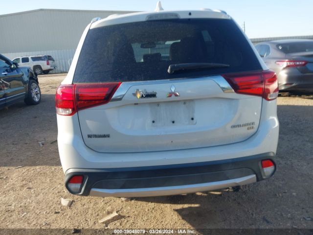 JA4AD3A35JZ047678 Mitsubishi Outlander Sel