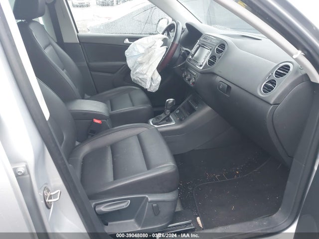 Volkswagen TIGUAN SE 2015 WVGAV7AX5FW604784 Image 5