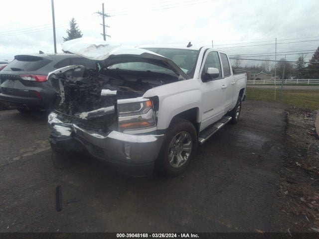 Chevrolet Silverado 1500 1lt 2018 3GCUKREC7JG568360 Image 2
