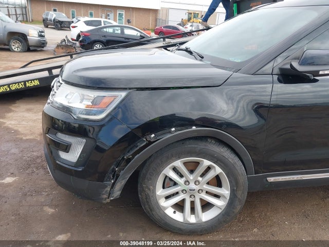 Ford EXPLORER XLT 2017 1FM5K7D80HGD01813 Image 6