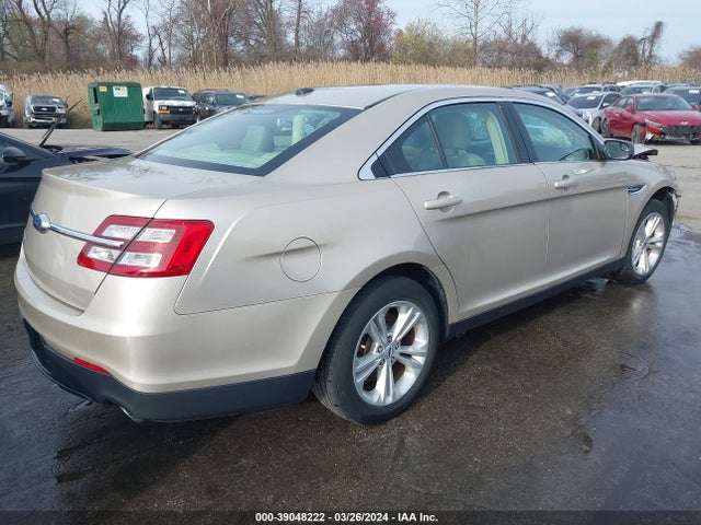 Ford TAURUS SE 2017 1FAHP2D81HG125026 Image 4