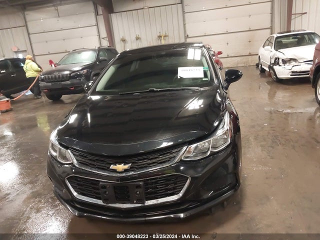 Chevrolet Cruze Ls Auto 2018 1G1BC5SM1J7148513 Image 12