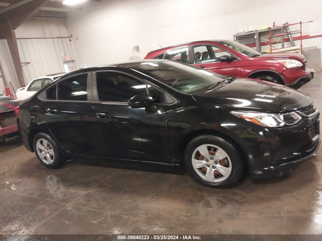 Chevrolet Cruze Ls Auto 2018 1G1BC5SM1J7148513 Image 13