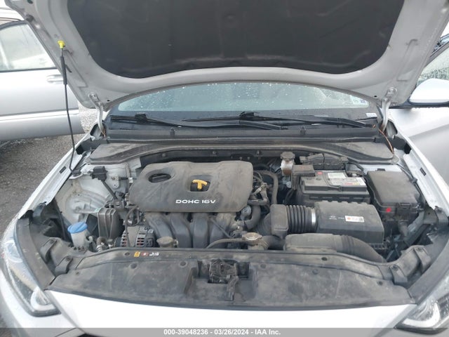 Hyundai ELANTRA SEL 2018 5NPD84LF2JH255934 Image 10