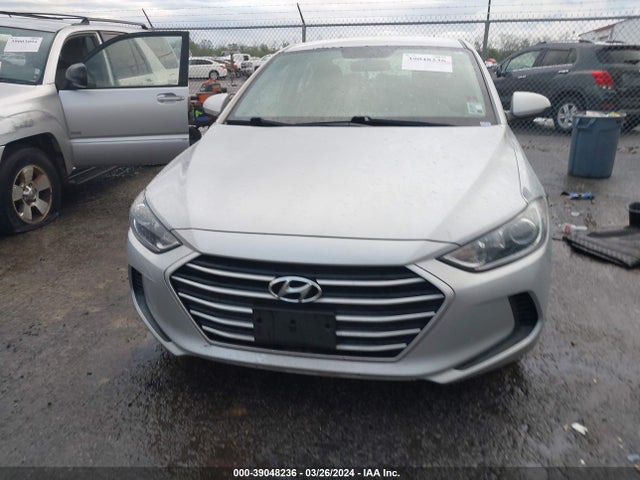 Hyundai ELANTRA SEL 2018 5NPD84LF2JH255934 Image 12