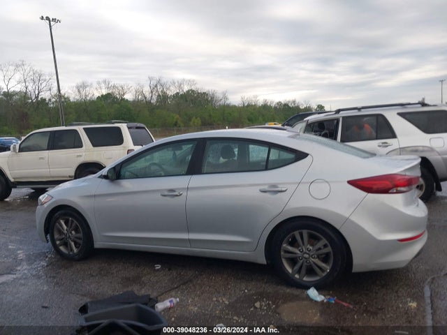 Hyundai ELANTRA SEL 2018 5NPD84LF2JH255934 Image 14