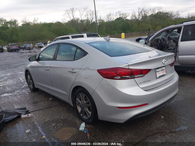 Hyundai ELANTRA SEL 2018 5NPD84LF2JH255934 Image 3