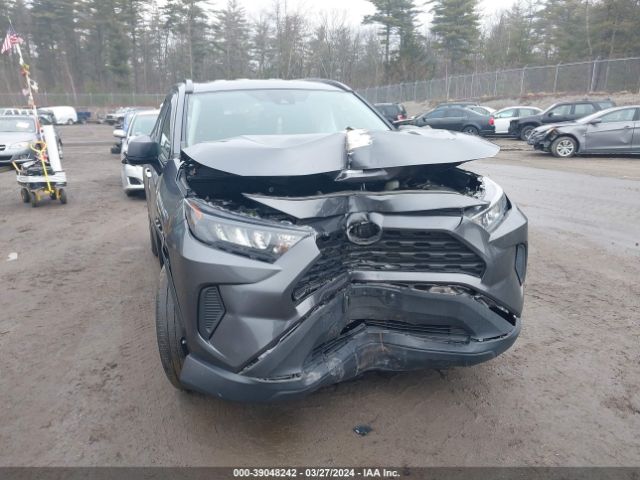2T3F1RFV8LC135212 Toyota RAV4 LE