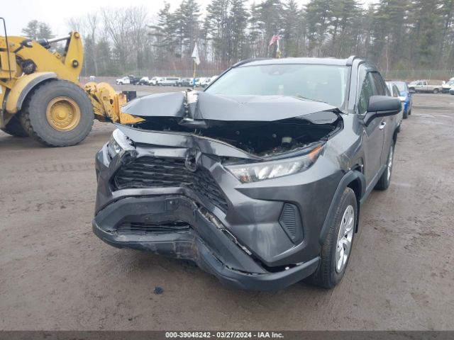 2T3F1RFV8LC135212 Toyota RAV4 LE