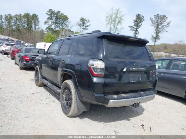 2016 TOYOTA 4RUNNER JTEBU5JR2G5360662 Photo 2