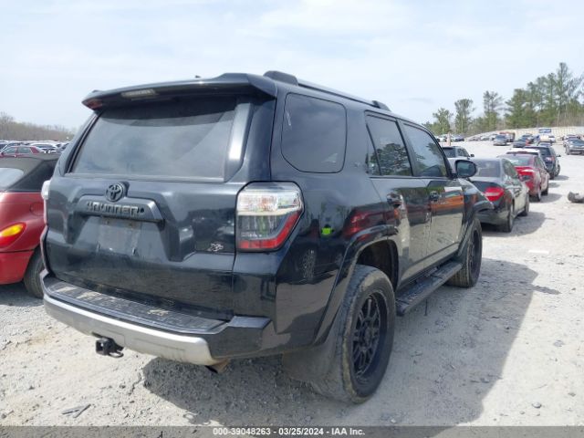 2016 TOYOTA 4RUNNER JTEBU5JR2G5360662 Photo 3