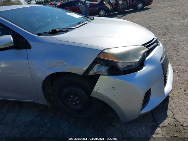 Toyota COROLLA LE 2016 5YFBURHE8GP420977 Image 16