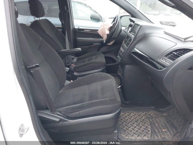 2C4RDGBG2JR221329 Dodge Grand Caravan Se Plus