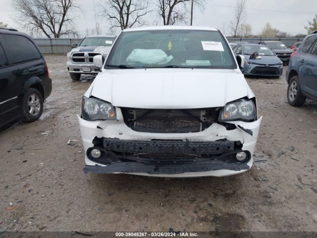 2C4RDGBG2JR221329 Dodge Grand Caravan Se Plus