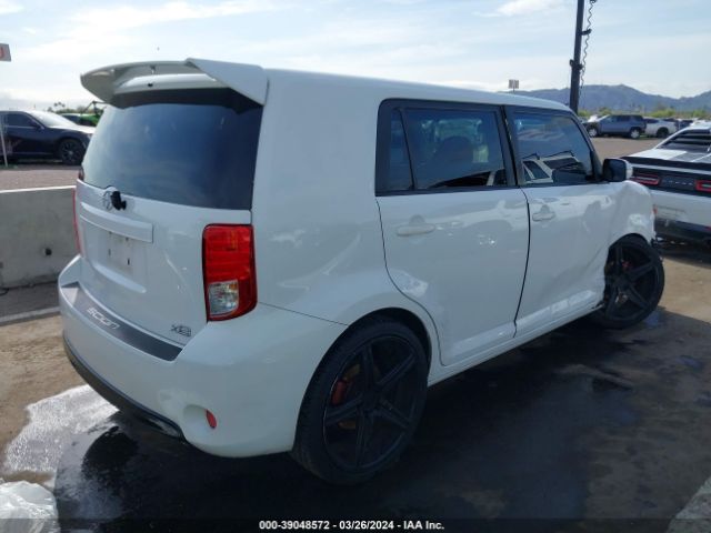 JTLZE4FE8FJ068315 Scion XB