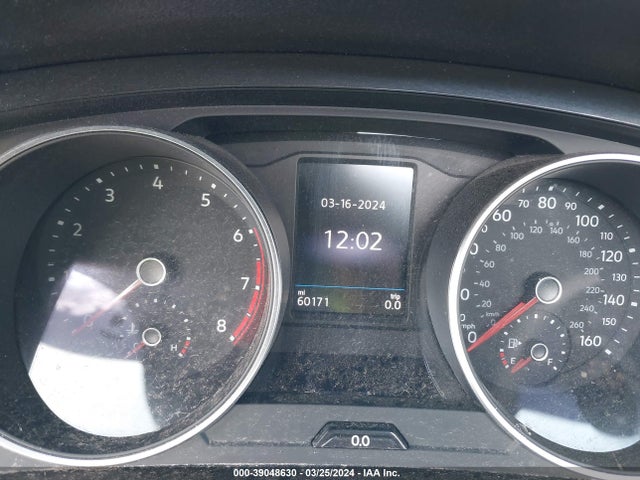 3VV3B7AX3MM102957 Volkswagen Tiguan