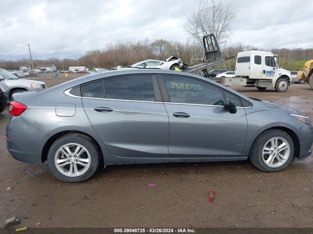 Chevrolet Cruze Lt Auto 2018 1G1BE5SM5J7217150 Image 13