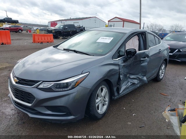 Chevrolet Cruze Lt Auto 2018 1G1BE5SM5J7217150 Image 2