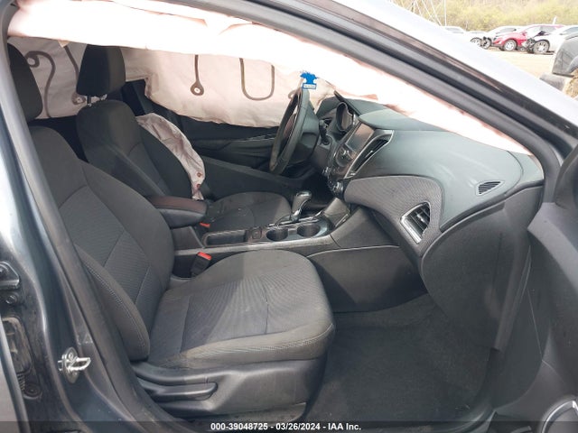 Chevrolet Cruze Lt Auto 2018 1G1BE5SM5J7217150 Image 5