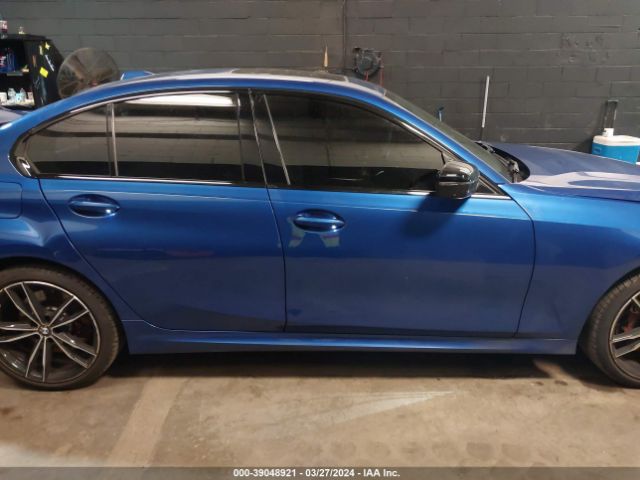 3MW89FF04R8E01215 BMW 3 Series 330i Xdrive