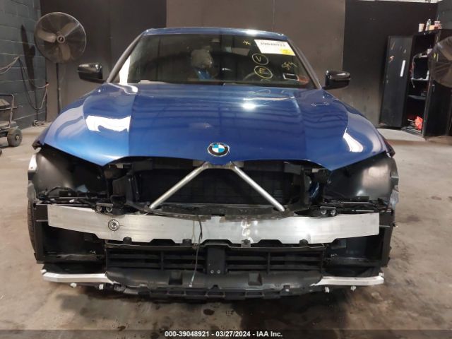 3MW89FF04R8E01215 BMW 3 Series 330i Xdrive