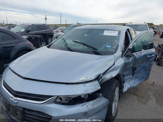 Chevrolet MALIBU LT 2018 1G1ZD5ST9JF248819 Image 2