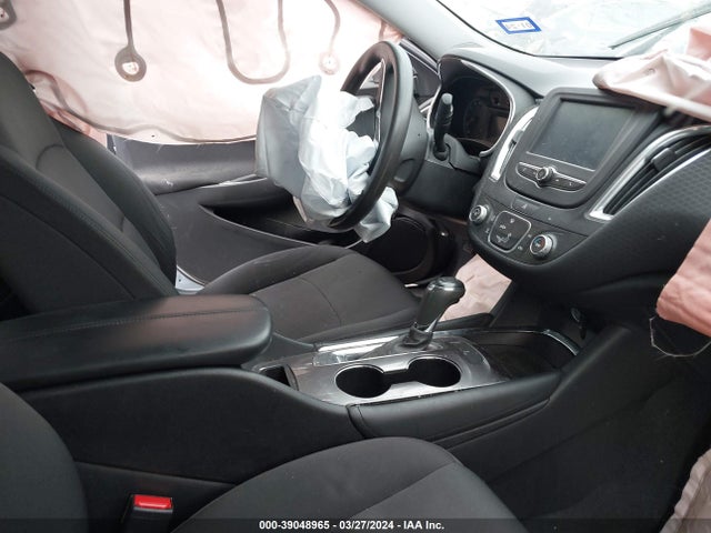 Chevrolet MALIBU LT 2018 1G1ZD5ST9JF248819 Image 5