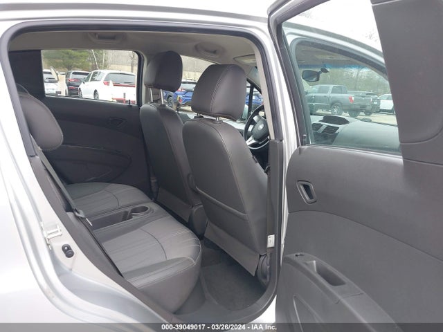 Chevrolet Spark 1lt Cvt 2015 KL8CD6S94FC745995 Image 8