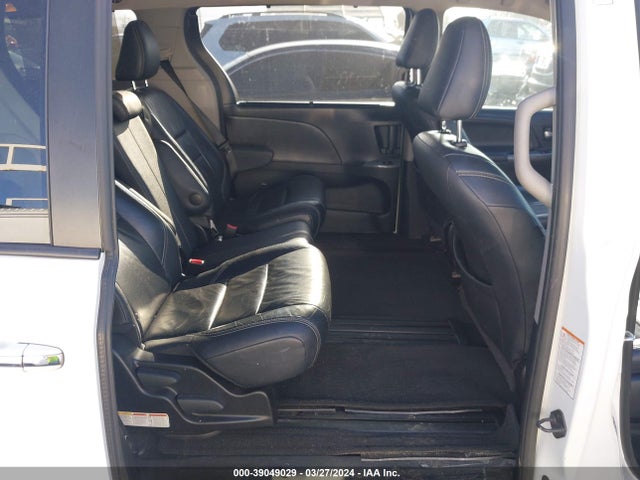 Toyota Sienna Se 8 Passenger 2015 5TDXK3DC4FS679971 Image 8