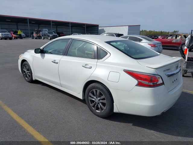 Nissan Altima 2.5 S 2015 1N4AL3AP4FC193405 Image 3
