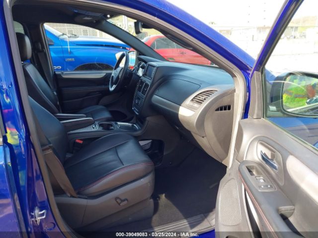 2C4RDGEG7KR520974 Dodge Grand Caravan Gt