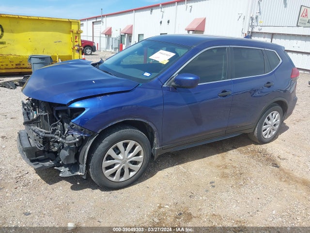 Nissan ROGUE S 2017 JN8AT2MT1HW153401 Image 2